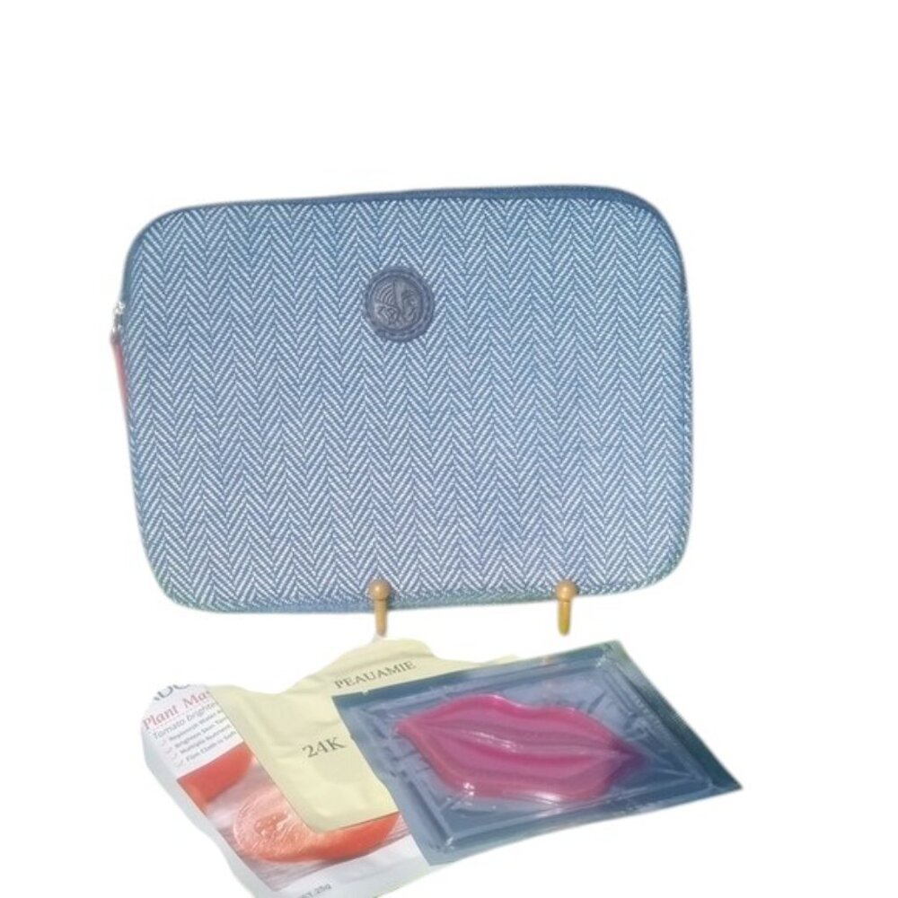 Air France cosmetic bag with goodies